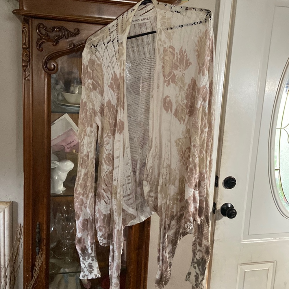 Knox rose cardigan size M